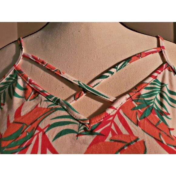 Poof! New York Dusty Rose Summer Top size medium - Picture 6 of 6